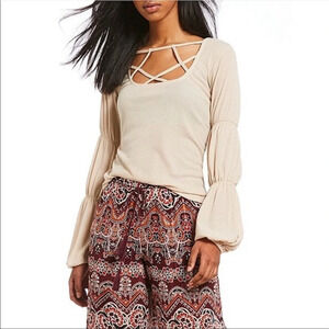 Chelsea & Violet Oatmeal Cage Neck Bell Sleeve Peasant Blouse Top Size Medium